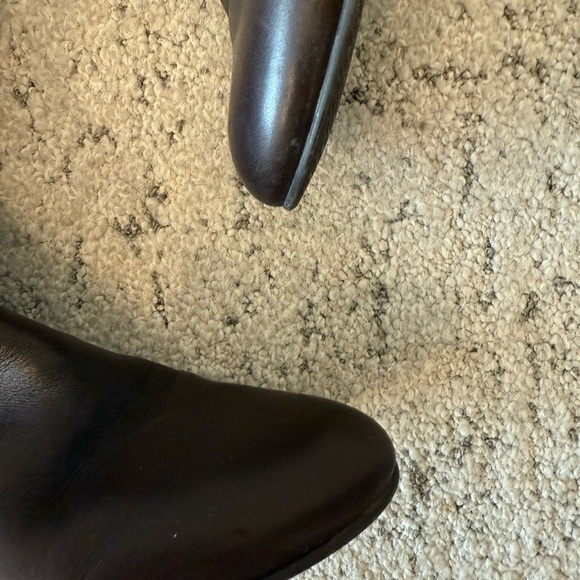 Stuart Weitzman size 8 mint near new condition chocolate brown platform booties - Picture 9 of 13